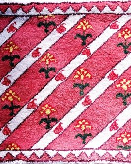 Persian Floral with Ribbons small mat 14″x14″ Skeins 9
